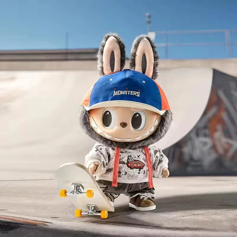 Labubu Vans Edizione Virale Limitata 39 cm - Collaborazione Esclusiva 2025